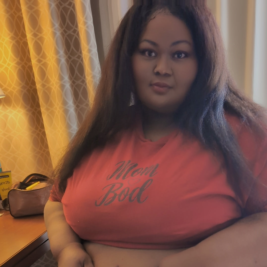 Confident Mom Bod T-Shirt  - Body Positivity - Mom Life Tee - Self Love